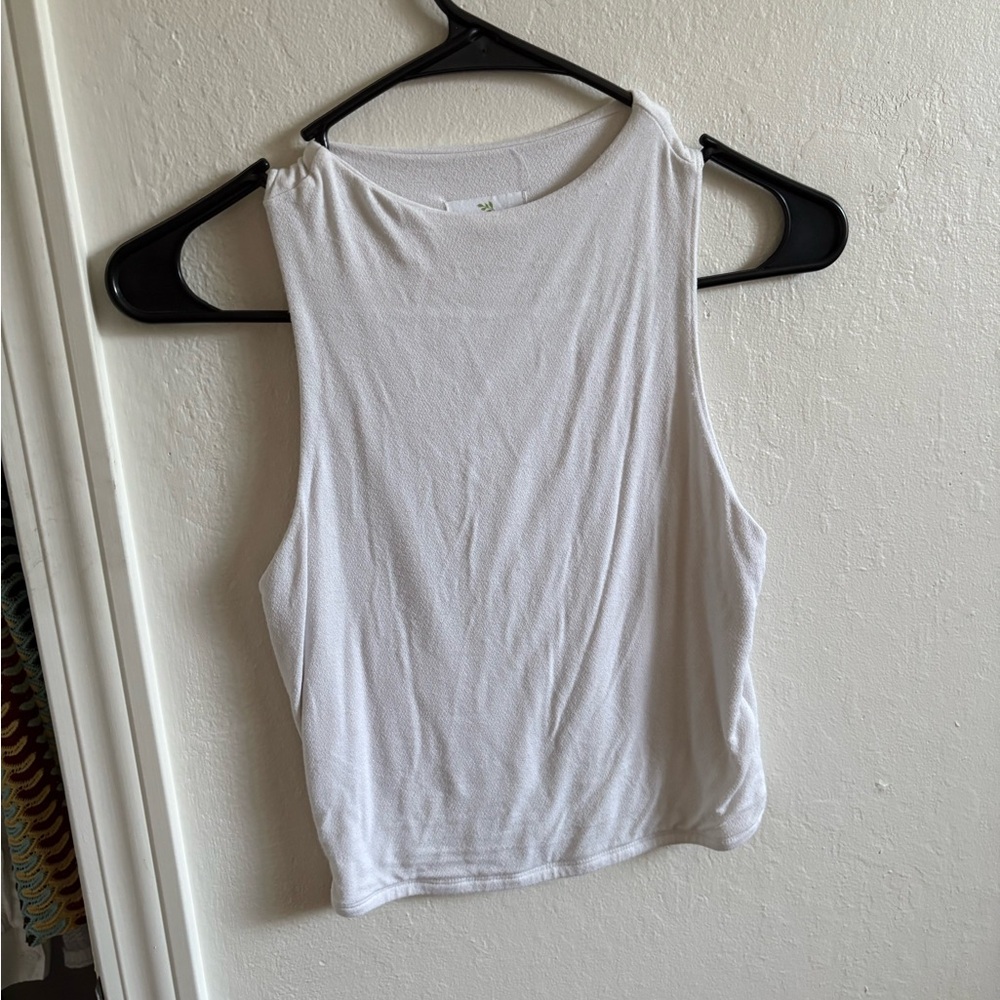 Women's White Sleeveless Tank Top